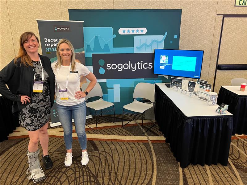 Sogolytics credit union specialists Laurie and Jessie at CUNA MBD 2023 booth