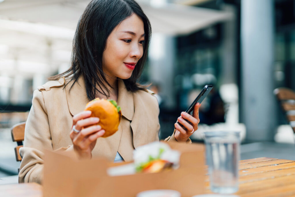 7 CX Challenges Franchises Face and How to Solve Them